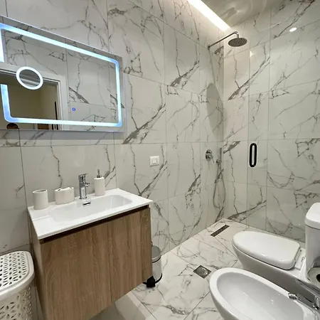 Classy Loui 2 Apartment Durres