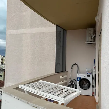 Classy Loui 2 Apartment *