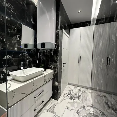 Classy Loui 2 Apartment *